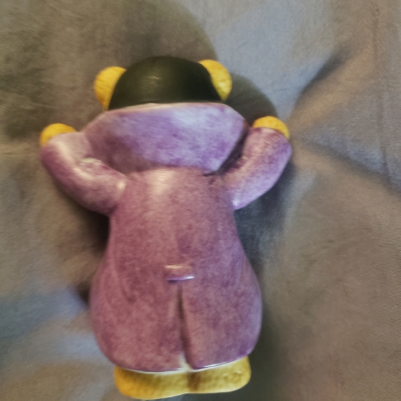 Vintage 1992 Enesco Lucy Bear - Dracula - Picture 2 of 3